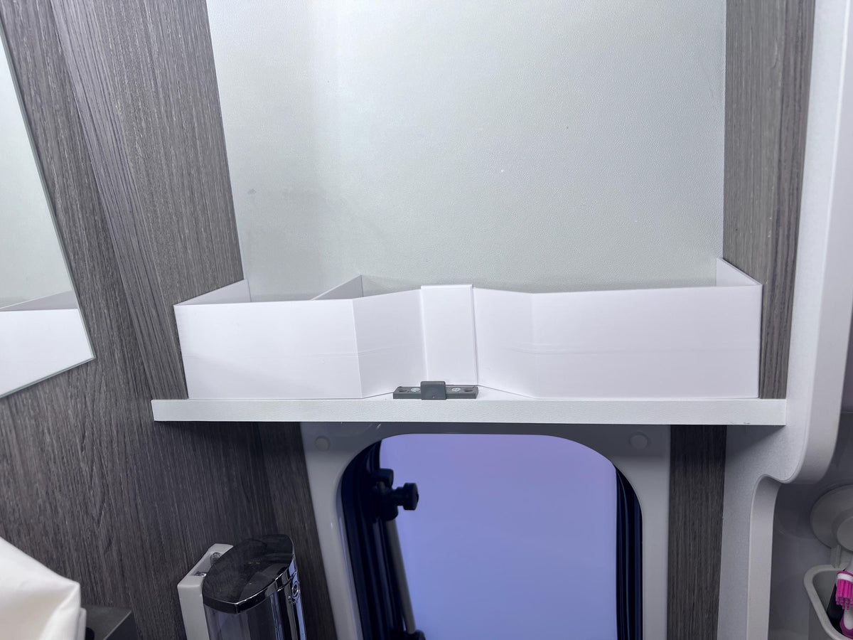 Badschrank Fach/Ablage für Wohnmobile von Challenger, Chausson, Team, Forster usw.