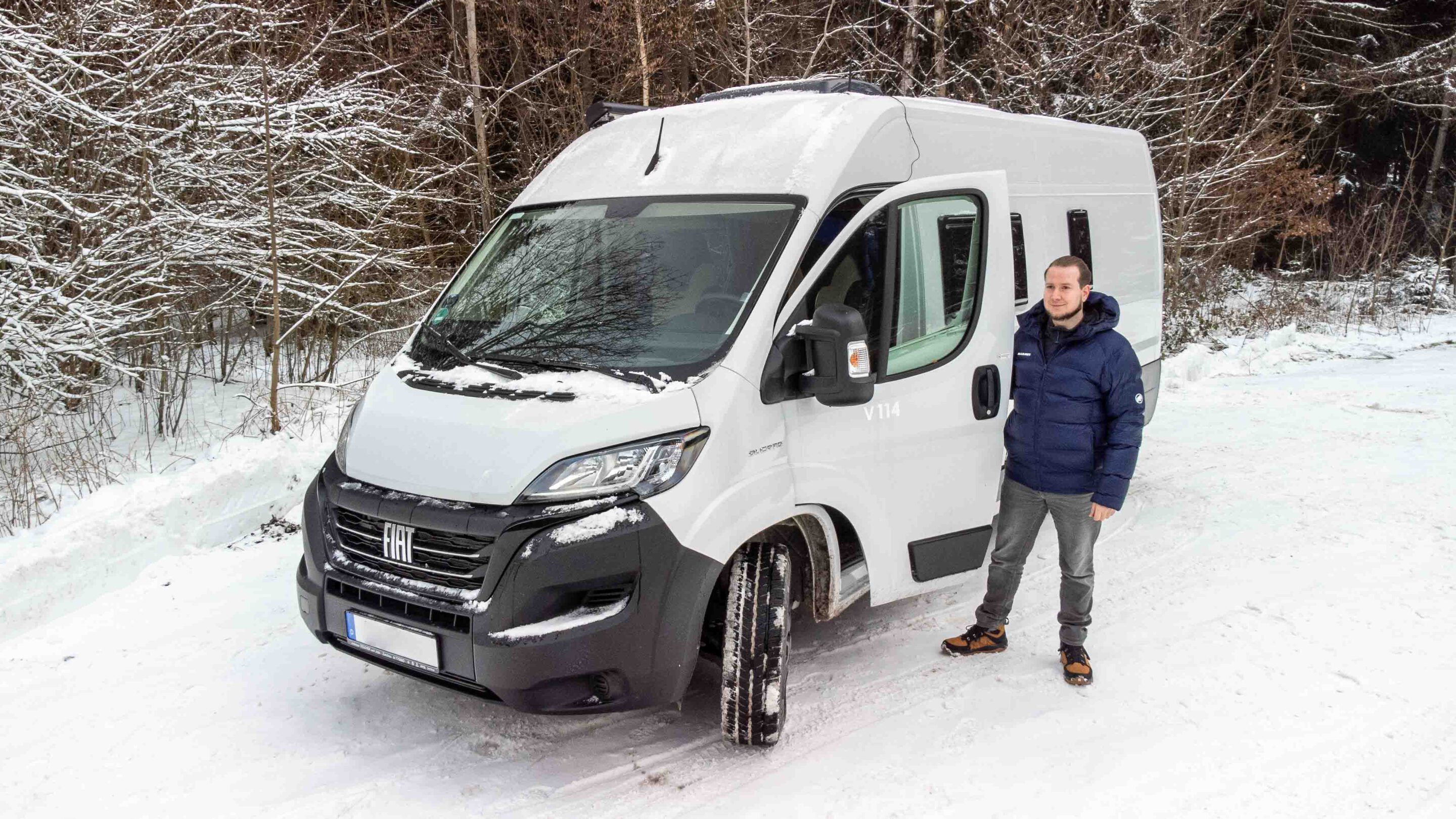 Wohnmobil im Schnee